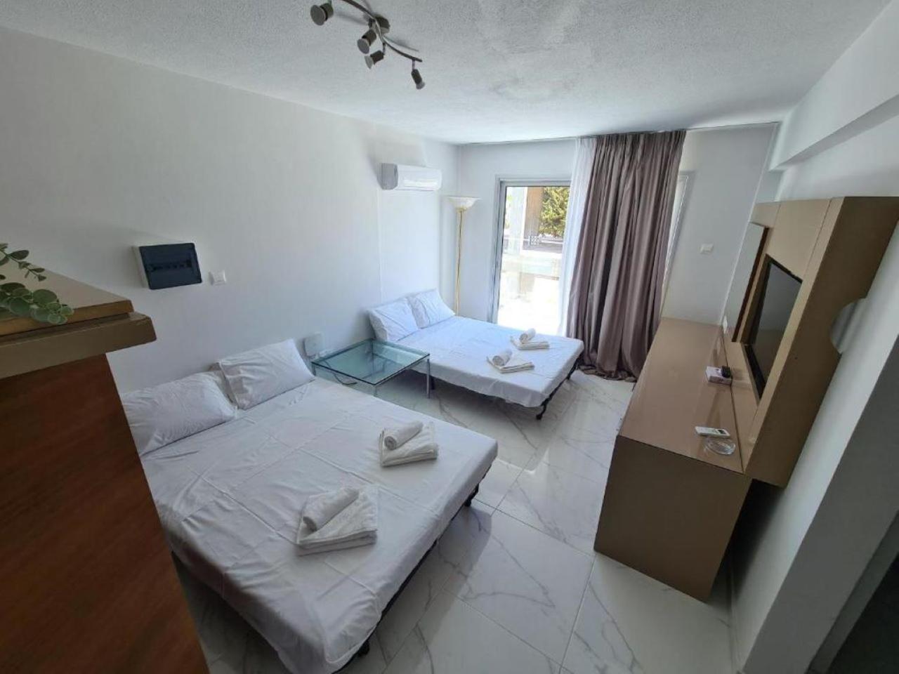 Fotoxenia Luxury Apts Паралимни Екстериор снимка